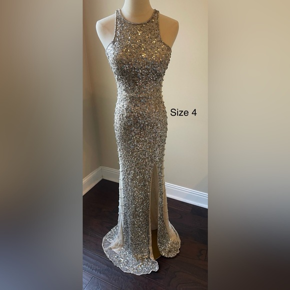 Primavera Dresses & Skirts - 060 Elegant Silver Sequin Gown